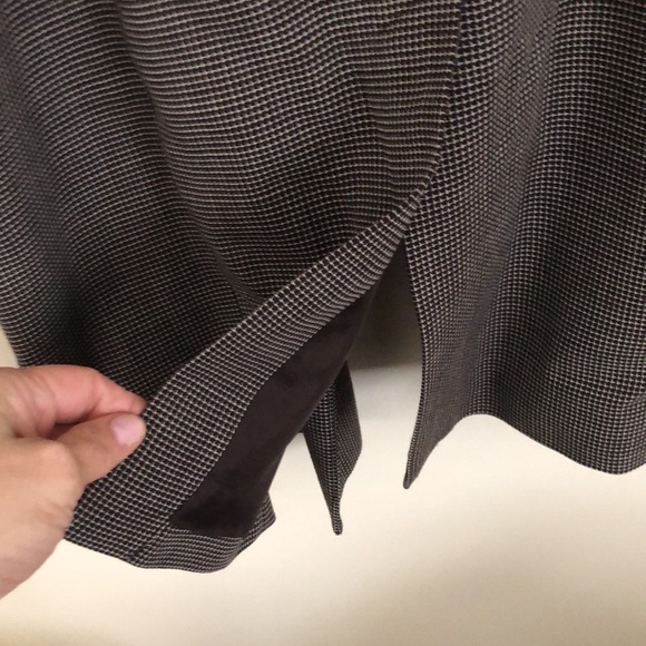 Deep brown Ann Taylor Blazer, Elegant ,Virgin Wool Blend - Picture 13 of 15